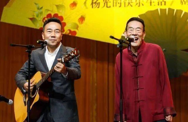 皇冠盘
_助理曝光杨少华死亡原因！吃淀粉肠是去世前3天拍的皇冠盘
，并非临终当天卖货