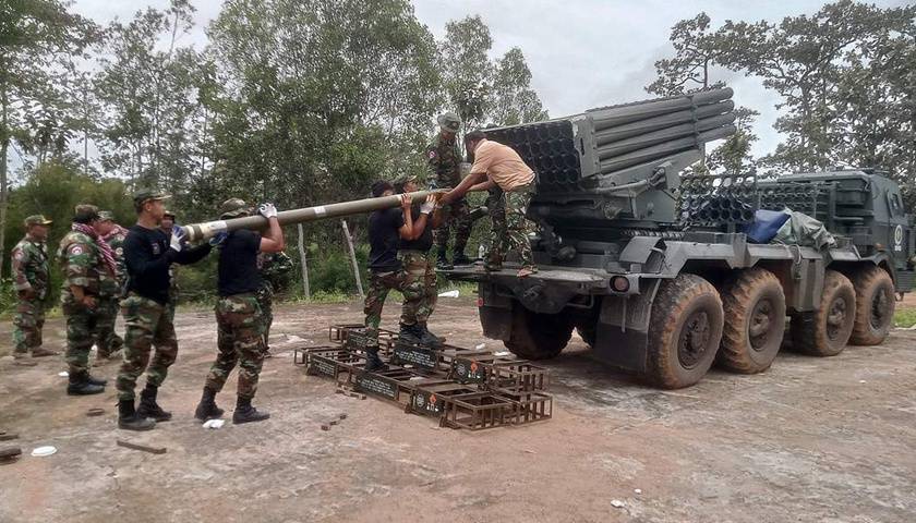 皇冠信用网登1
_泰柬冲突已致泰国12人死亡皇冠信用网登1
，泰国代总理：尚未进入战争状态