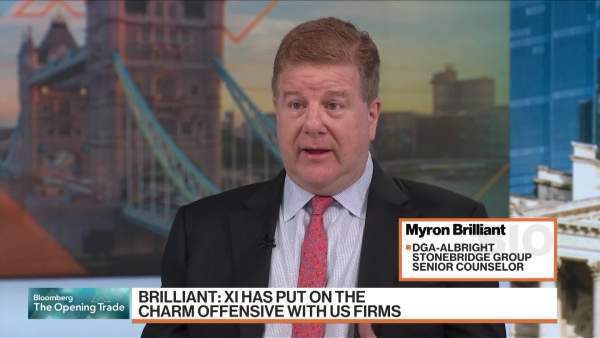 皇冠信用网出租足球
_美经济学家：特朗普正与全球经济玩“俄罗斯轮盘赌”