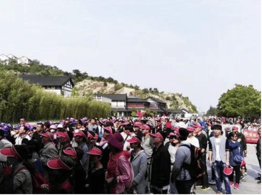 克罗地亚足球联赛
_99元豪华游克罗地亚足球联赛
，被骗到内裤不剩