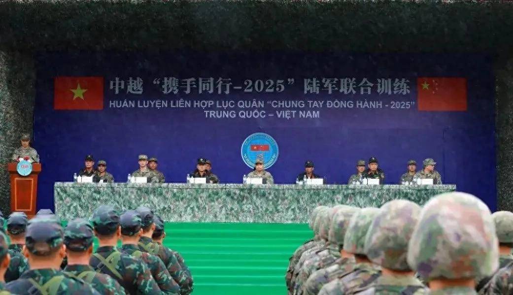 皇冠皇冠平台
_越南新步枪参加联合军演皇冠皇冠平台
，担心中国偷学技术，结果频繁卡壳到炸？