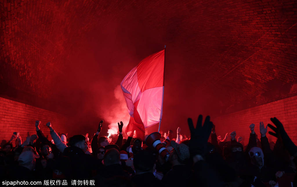 皇冠信用盘占成代理
_锁死凯恩皇冠信用盘占成代理
!萨利巴本场3解围3拦截2犯规 3对抗0成功 获评6.3分